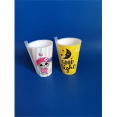 IRIS YUMMY pohár szívószállal 400ml