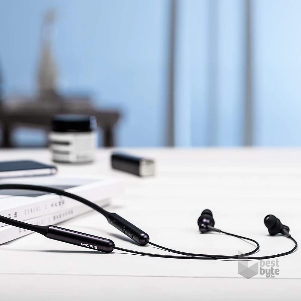 1MORE E1024BT Stylish In-Ear mikrofonos Bluetooth fekete fülhallgató