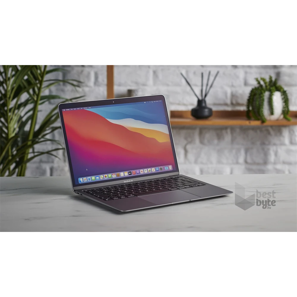 Apple MacBook Air 2020 laptop (13,3"Retina/M1 chip/7 magos GPU/8GB RAM/256GB SSD/Cseh/Felújított,batteryCARE+) - ezüst