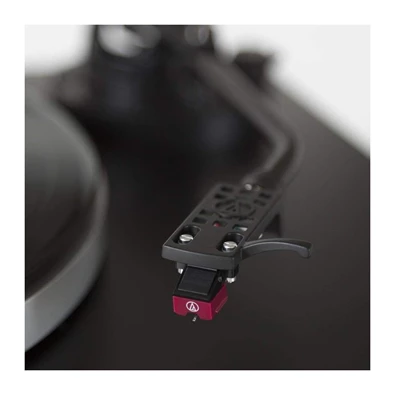Audio-Technica AT-LP5 fekete USB/bakelit lemezjátszó