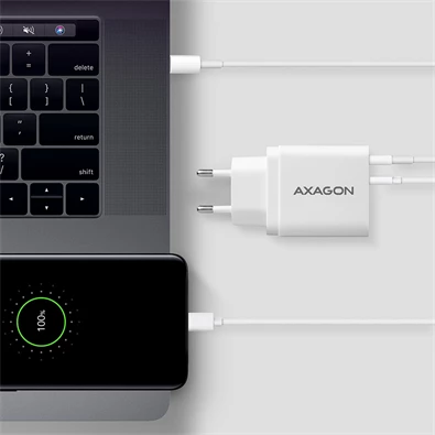 Axagon ACU-PQ22 QC3.0 + USB-C fehér fali töltő