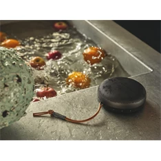 Bang & Olufsen 1734002 Beosound A1 2nd Gen hordozható fekete Bluetooth hangszoró