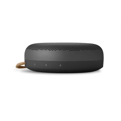 Bang & Olufsen 1734002 Beosound A1 2nd Gen hordozható fekete Bluetooth hangszoró