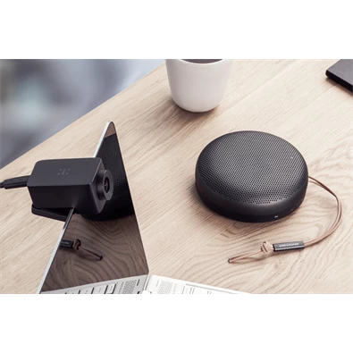 Bang & Olufsen 1734002 Beosound A1 2nd Gen hordozható fekete Bluetooth hangszoró