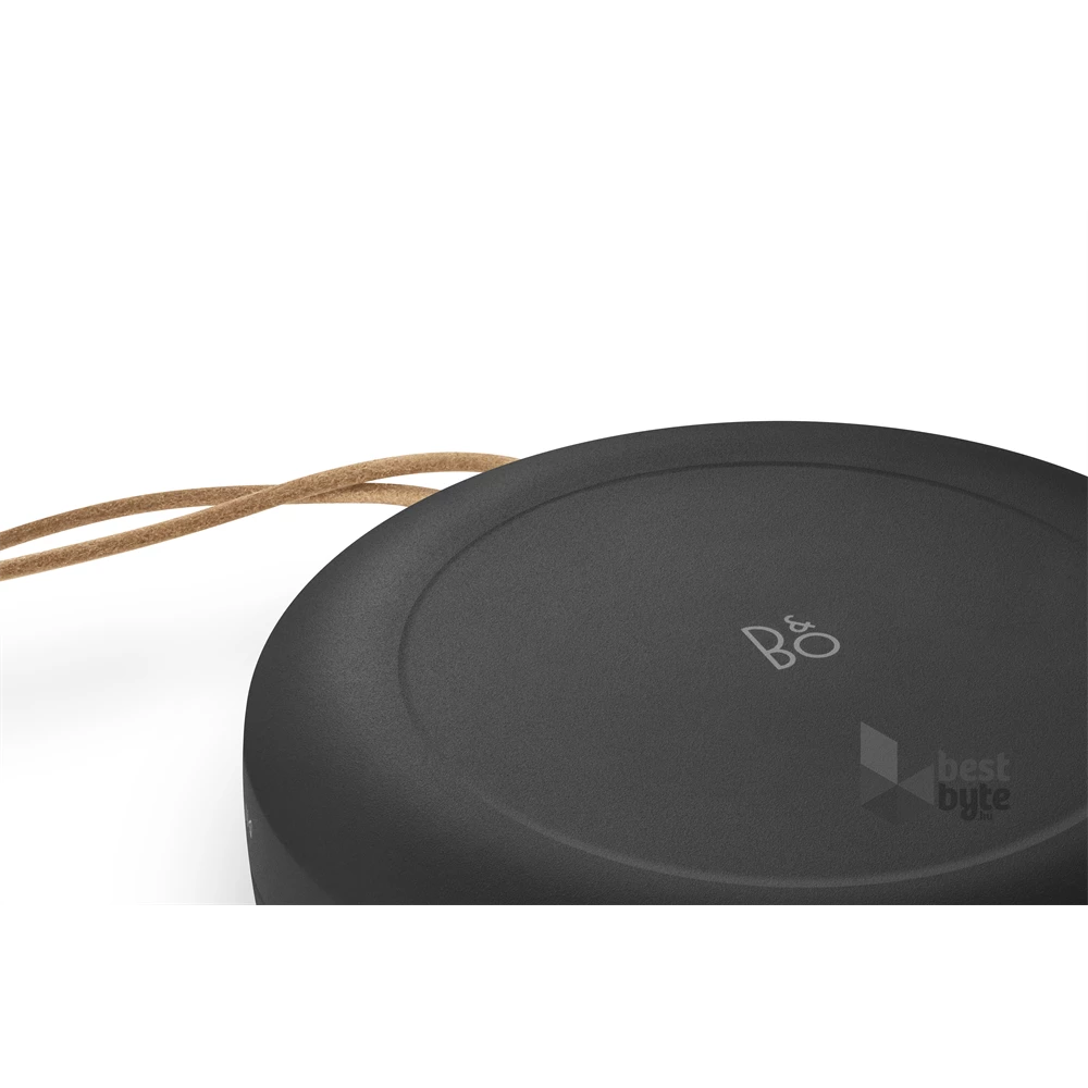 Bang & Olufsen 1734002 Beosound A1 2nd Gen hordozható fekete Bluetooth hangszoró