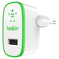 Belkin F8J040VFWHT Boost UP 2,4A univerzális USB fehér hálózati töltő