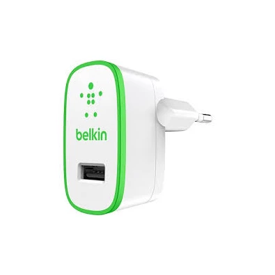 Belkin F8J040VFWHT Boost UP 2,4A univerzális USB fehér hálózati töltő