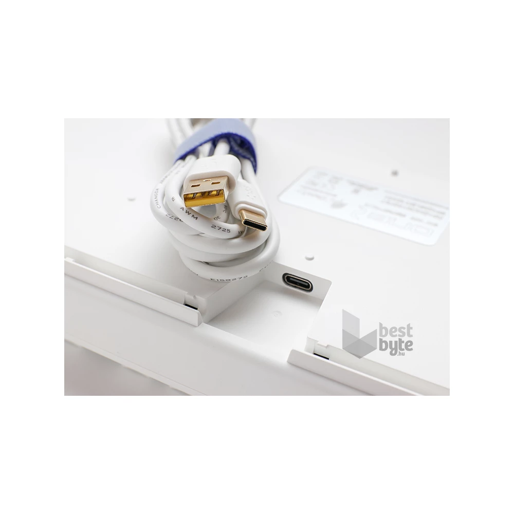 Billentyűzet Ducky ONE 2 RGB TKL MX Silent Red RGB LED Magyar (HU) Fehér