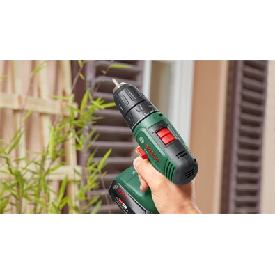 Bosch EasyImpact 18V-40 akkumulátoros ütvefúró