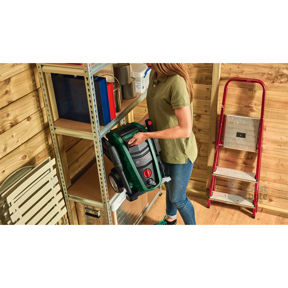Bosch Universal Aquatak 130 magasnyomású mosó