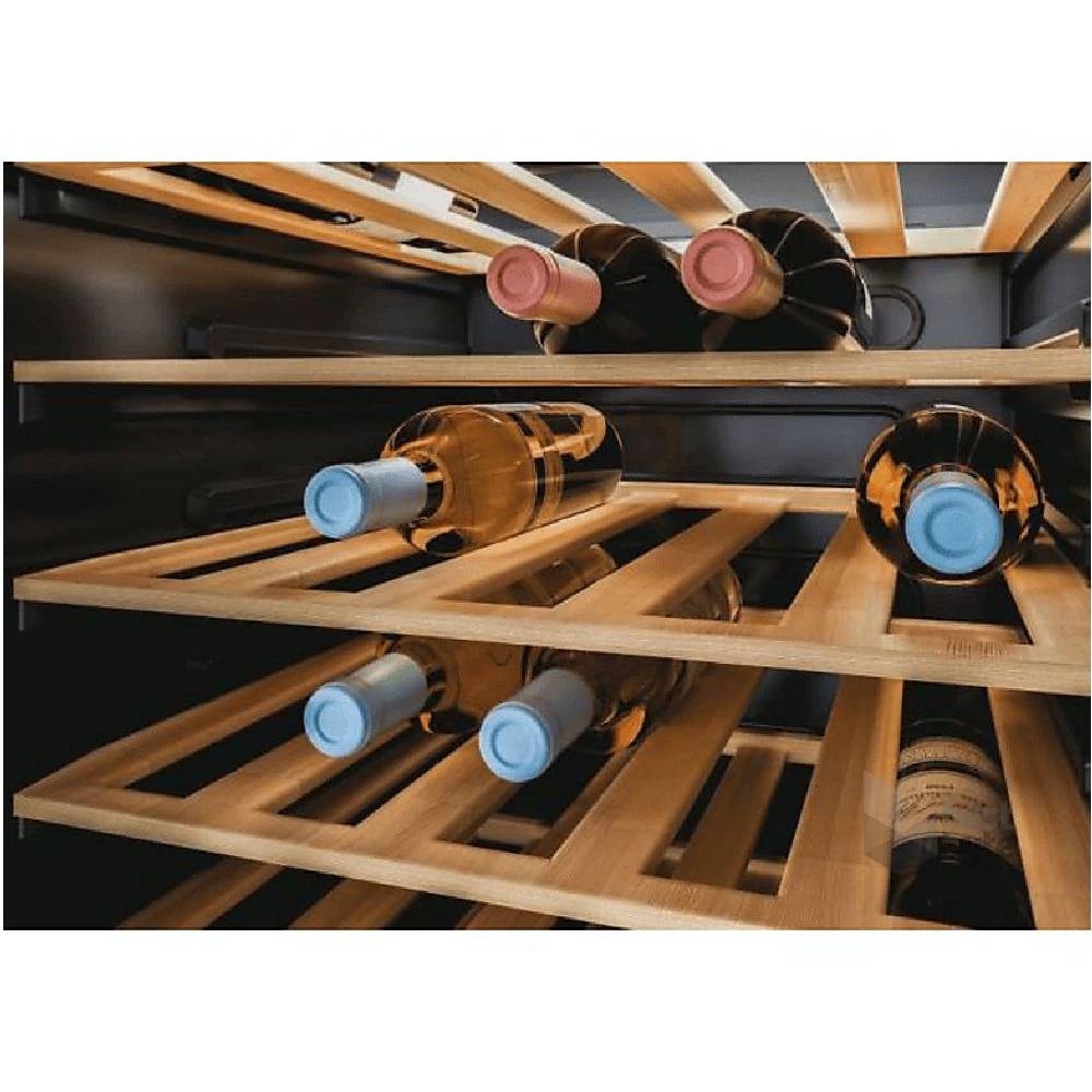 Candy CWC 200 EELW/NF fekete, Palack:81db, borhűtő