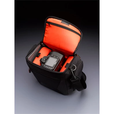 Case Logic DCB-307K fekete fenyképezőgép táska