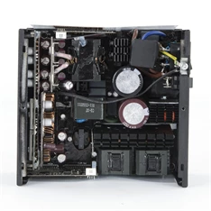 Chieftec CHIEFTRONIC PowerPlay 750W 80+ Gold ventillátorral dobozos tápegység