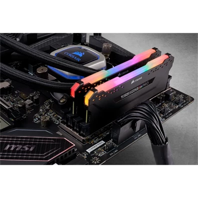 Corsair CMW16GX4M2C3200C16 SDRAM