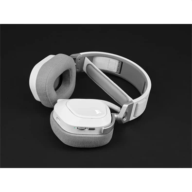 Corsair HS80 RGB vezeték nélküli fehér gamer headset