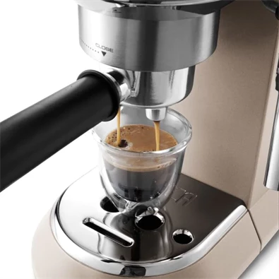 DeLonghi EC785.BG ezüst-bézs presszó kávéfőző