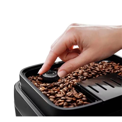 DeLonghi ECAM310.60.GB Magnifica Evo Next fekete tejhabosítóval automata kávéfőző