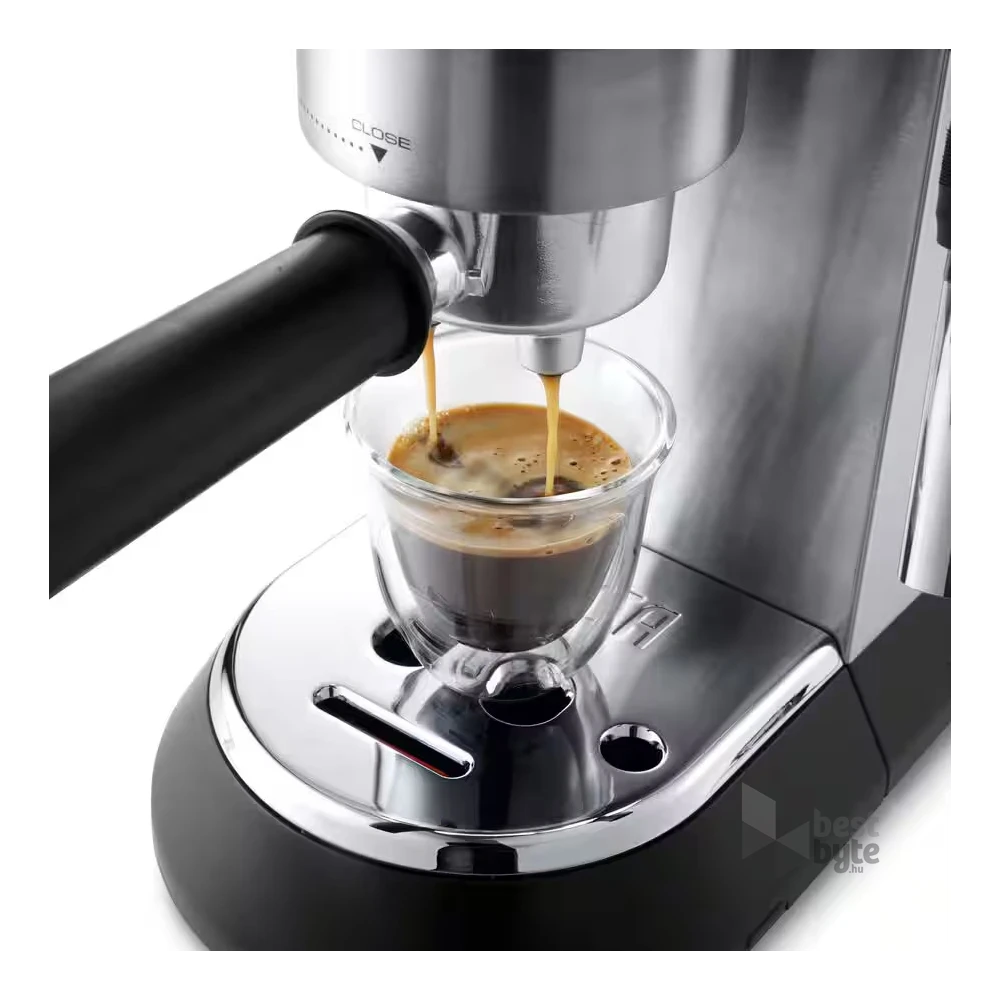 DeLonghi EC 685.M Dedica metál espresso kávéfőző