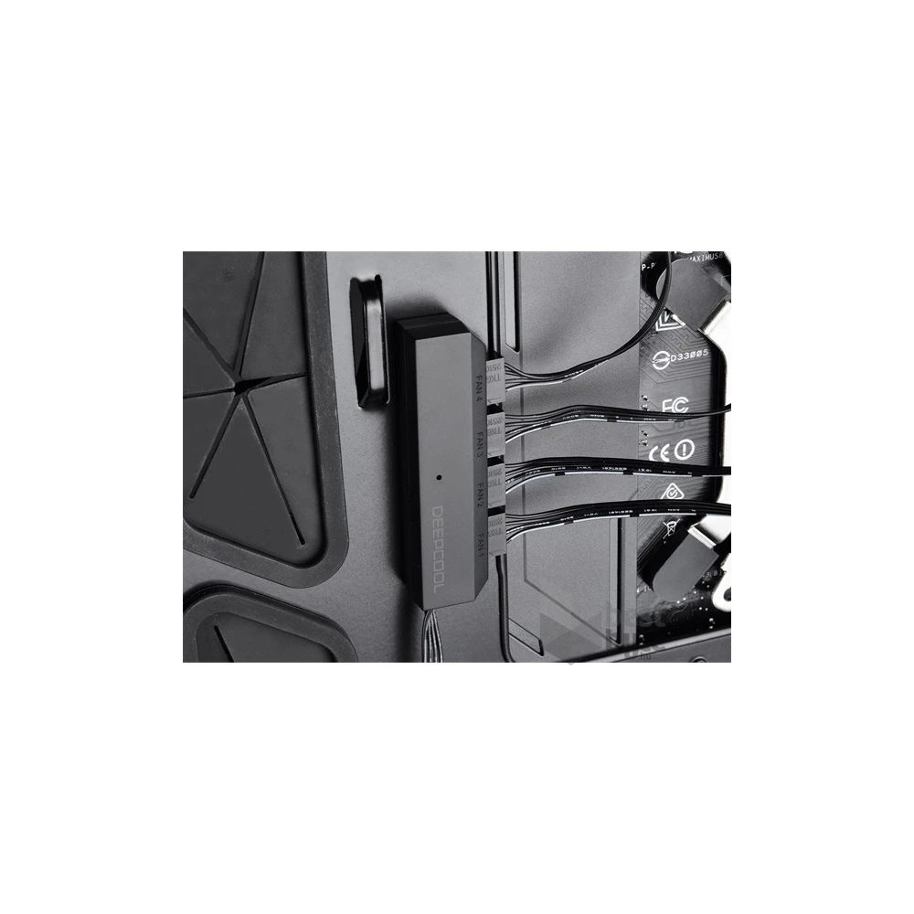 DeepCool Ventilátor tápkábel elosztó - FH-04 (4 db 4pin)