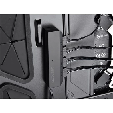 DeepCool Ventilátor tápkábel elosztó - FH-04 (4 db 4pin)