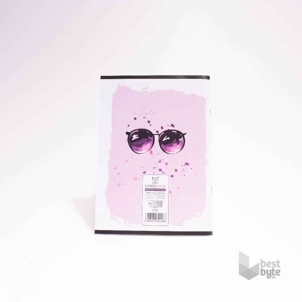 Design Style A5 kockás 27-32 iskolai tűzött füzet
