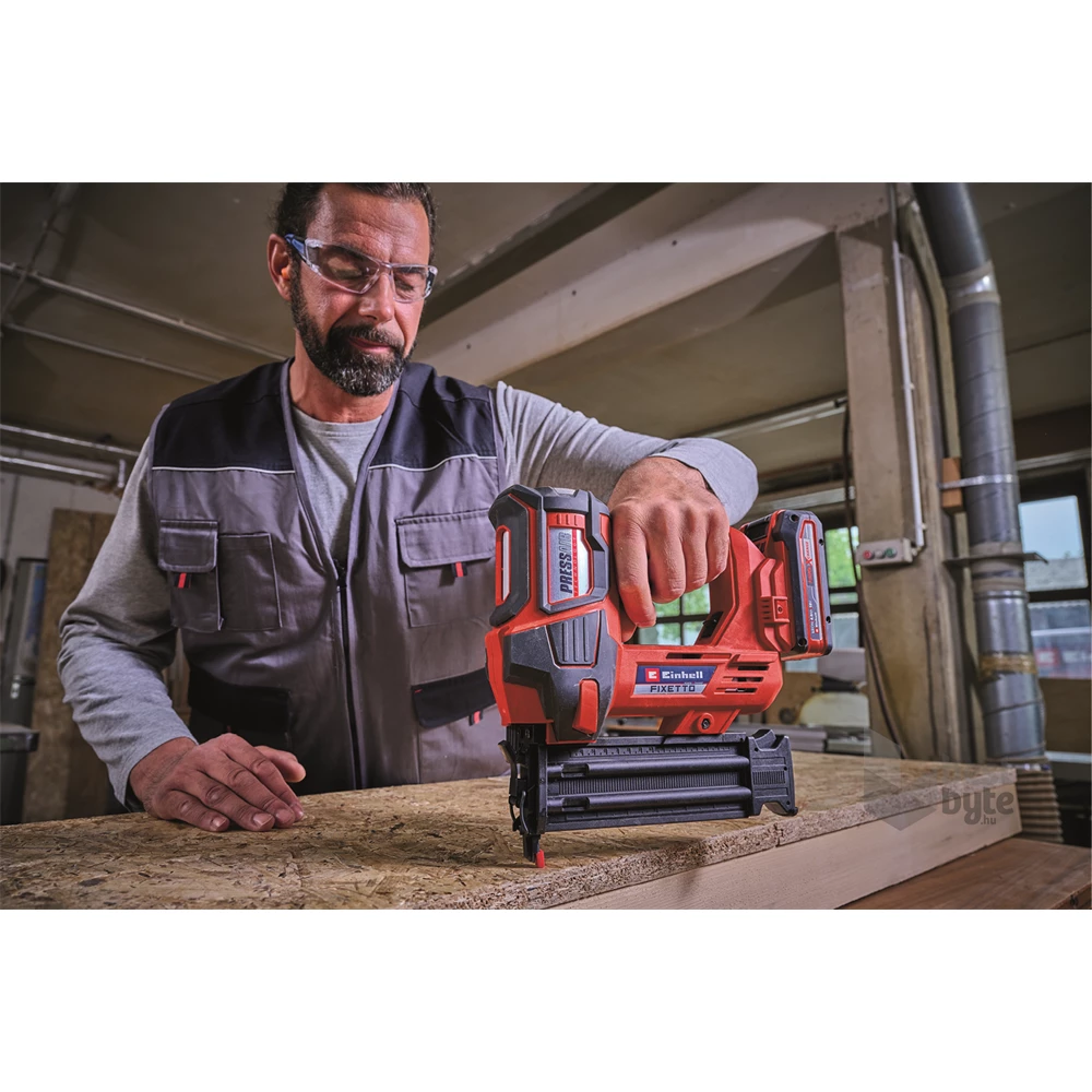 Einhell PROFESSIONAL FIXETTO 18/50 N akkus szögbelövő