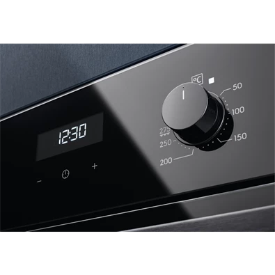 Electrolux EOD5C50Z SteamBake fekete beépíthető sütő