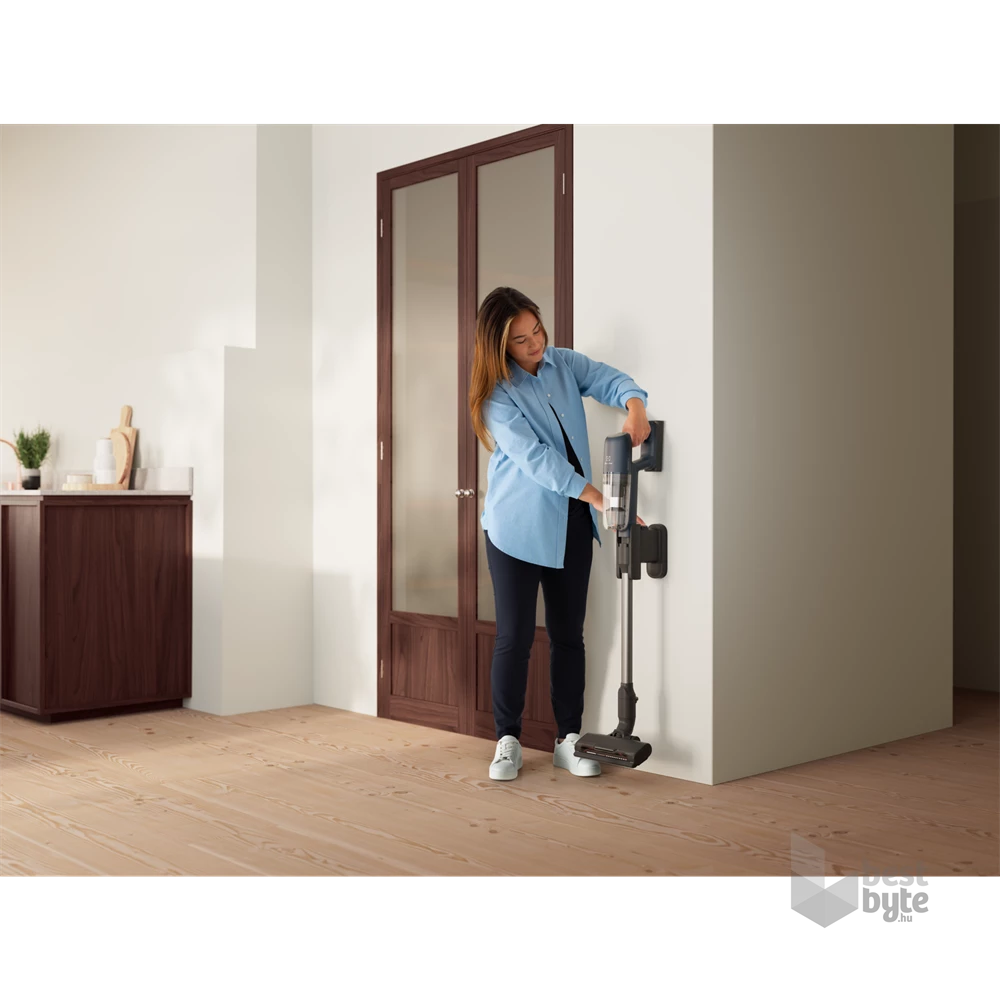 Electrolux EP71UB14DB Ultimate 700 vezeték nélküli álló porszívó