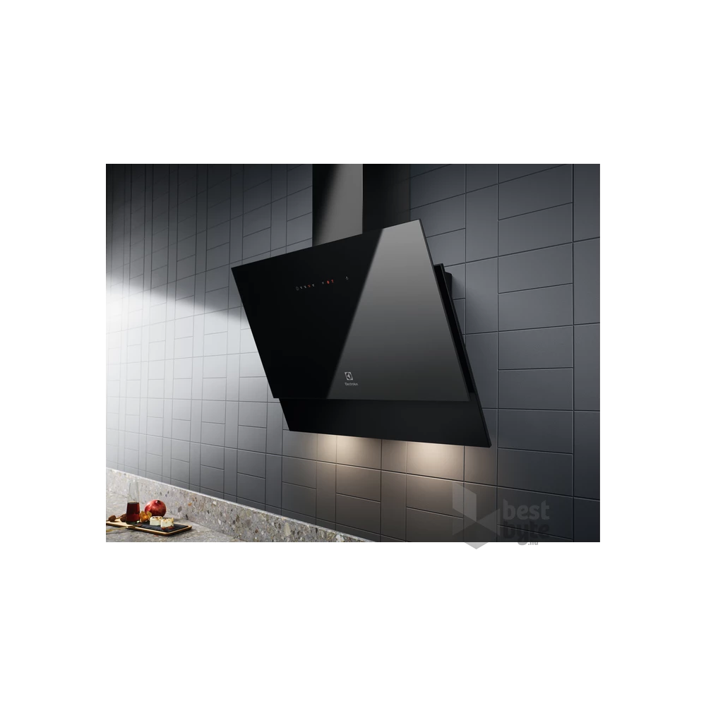 Electrolux LFV416K fekete, beépíthető, kürtős, méret:60 cm, zajszint:58 dB, páraelszívó