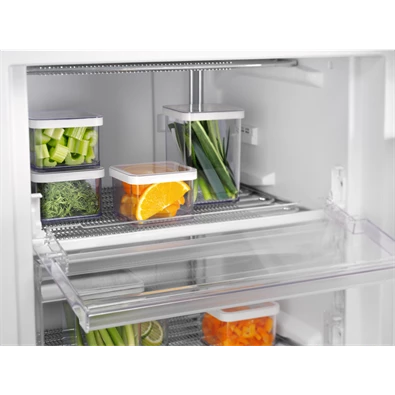 Electrolux LUT1AE32W fehér, Hűtő:L, Fagyasztó:214L, fagyasztószekrény