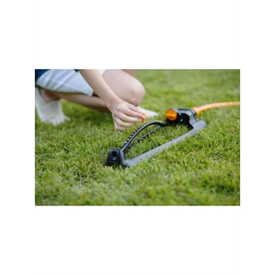 Fiskars 1023659 oszcilláló esőztető