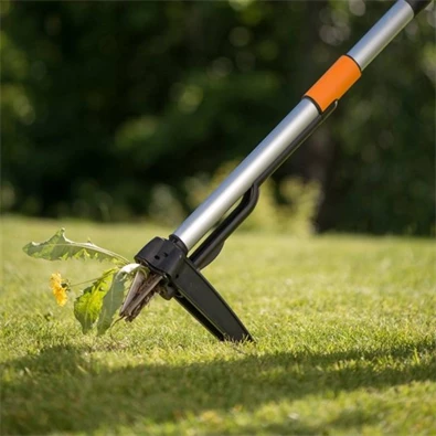 Fiskars SmartFit gyomkiszedő