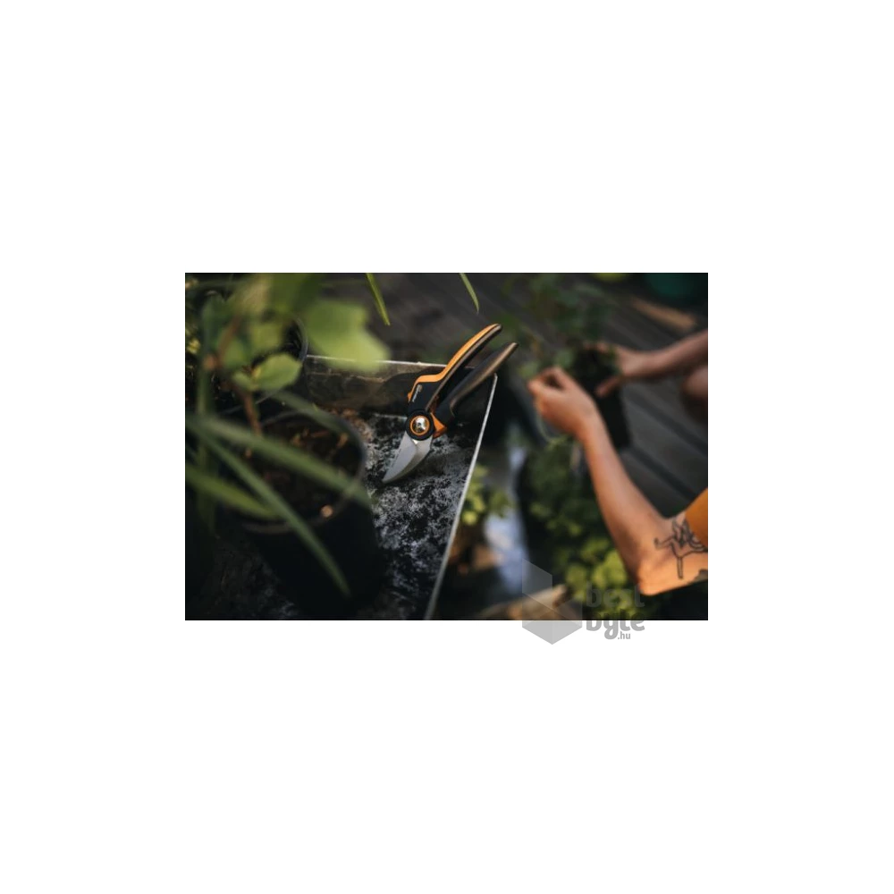 Fiskars X-series L P961 mellévágó metszőolló