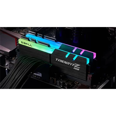G.Skill 32GB 4600MHz DDR-4 Trident Z RGB Intel XMP (Kit! 2db 16GB) (F4-4600C19D-32GTZR) memória
