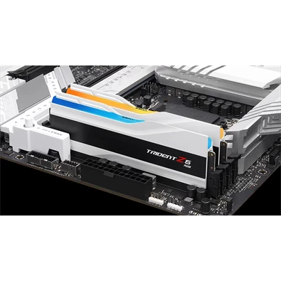 G.Skill 96GB 6400MHz DDR-5 Trident Z5 RGB Intel XMP White (Kit! 2db 48GB) (F5-6400J3239F48GX2-TZ5RW) memória