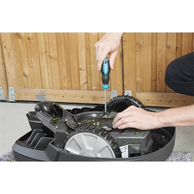 Gardena 4067-20 robotfűnyíró karbantartó- és tisztítókészlet