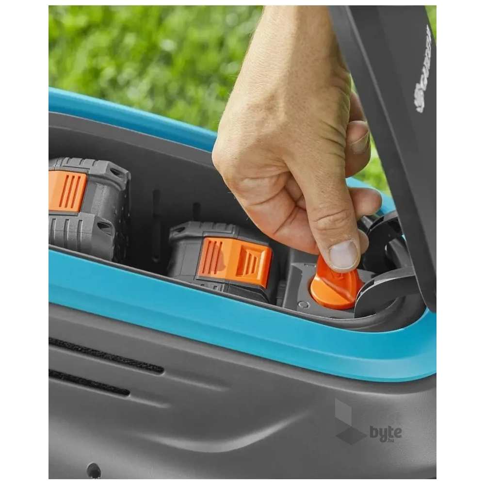 Gardena PowerMax 37/36V P4A akkumulátoros fűnyíró akkumulátor nélkül