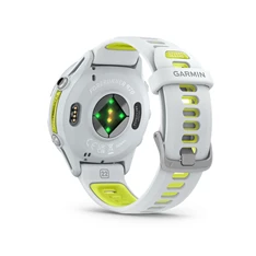 Garmin Forerunner 970 fehér okosóra