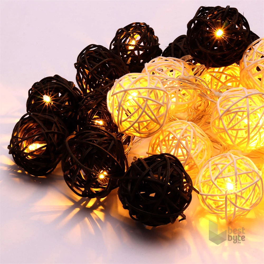 Gömb alakú fonott/rattan/4m/fehér + barna/20db LED-es/3xAA elemes fénydekoráció