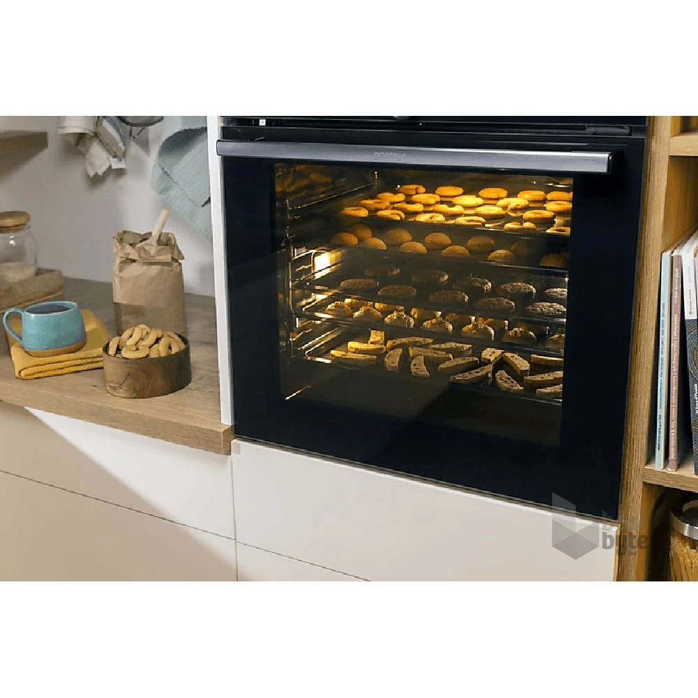 Gorenje BO6717E03BG fekete, beépíthető, sütőtér: 77L, grill, légkeverés, hidrolitikus, sütő