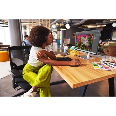 HP Poly Voyager Surround80 fekete vezeték nélküli fejhallgató +  USB-C/A adapter