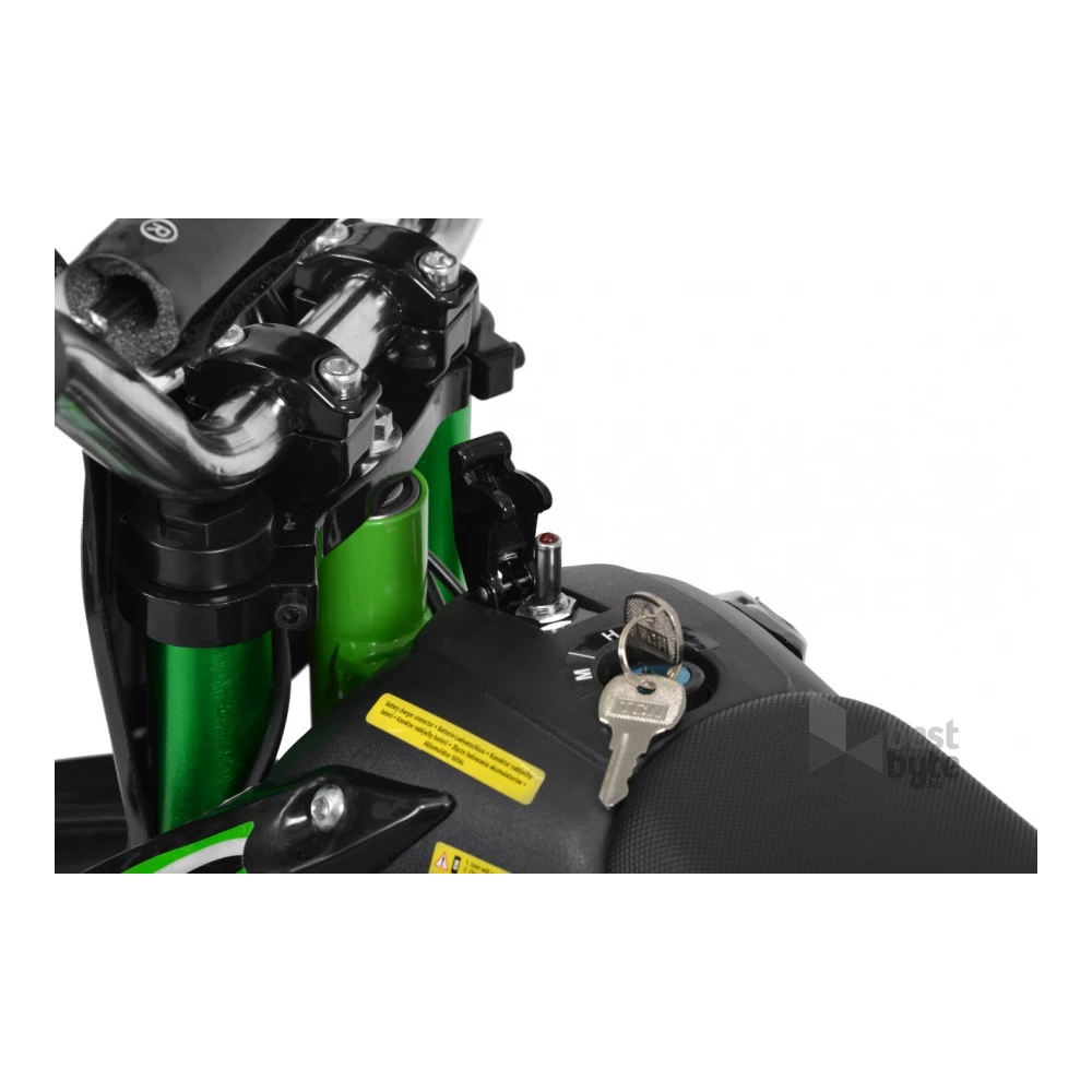 Hecht 54501 gyermek motor