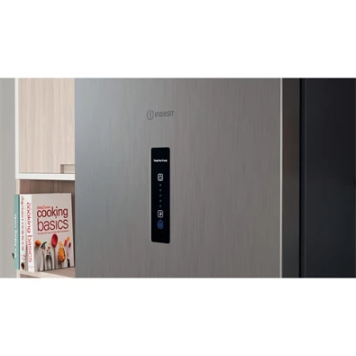 Indesit INFC9 TO32X inox alulfagyasztós hűtőszekrény (Használt - B)