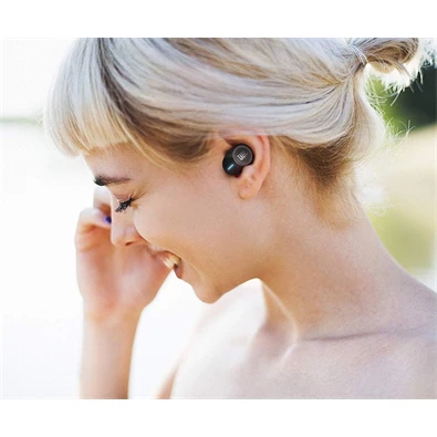 JBL Tune 120 True Wireless Bluetooth fekete fülhallgató headset