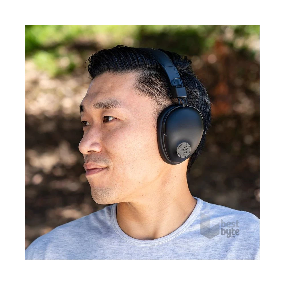 JLab Studio Pro vezeték nélküli fekete Bluetooth fejhallgató
