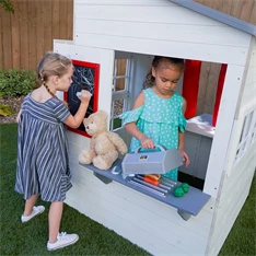 KidKraft modern fa kerti játszóház