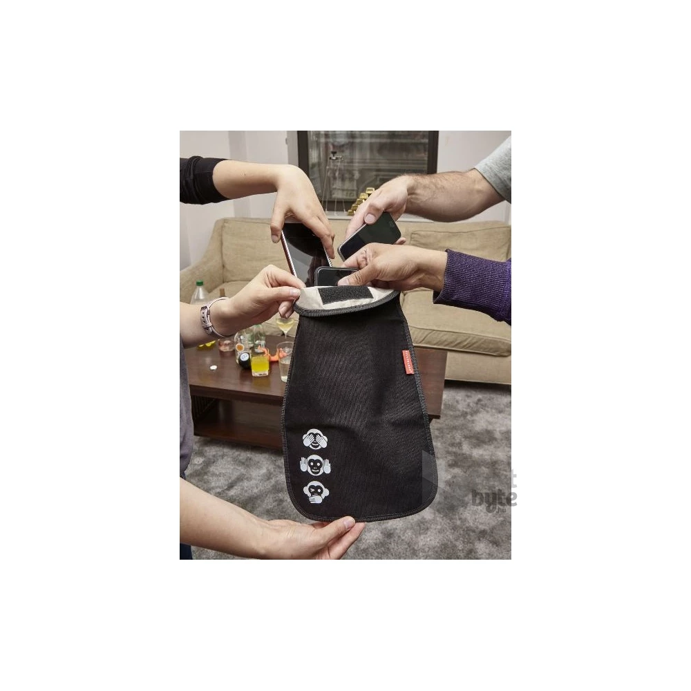 Kikkerland US192 térerőjel blokkoló mobiltelefon tasak