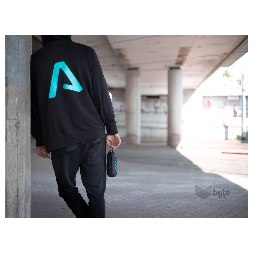 LAMAX Street2 bluetooth hangszóró