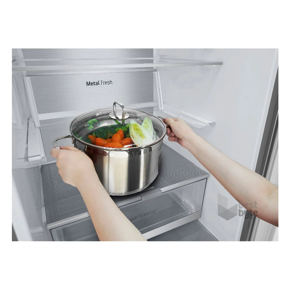 LG GBF7272DPY inox, alulfagyasztós, Hűtő:387L, Fagyasztó:110L, No frost hűtőszekrény