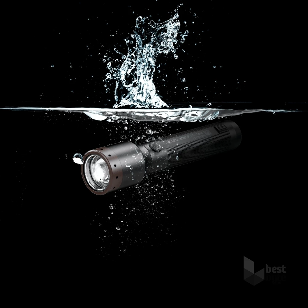 Ledlenser P6R Core 900lm Li-ion tölthető rúdlámpa